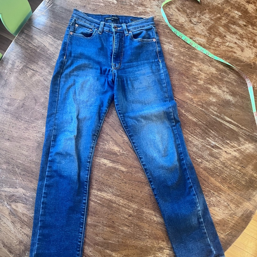 MODERN AMERICAN. Women's Blue Straight Leg Jeans 26